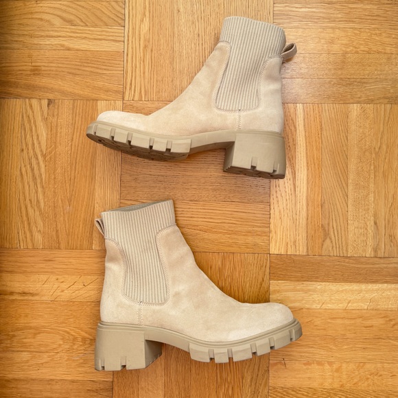 Steve Madden Hayle Boot in Sand Suede - Picture 5 of 12